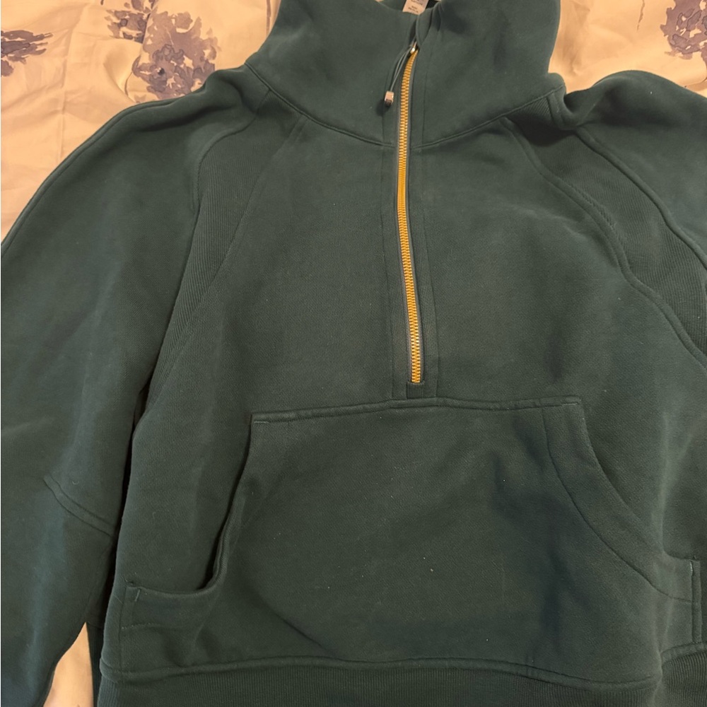 Lululemon Green quarter-Zip Sweater
